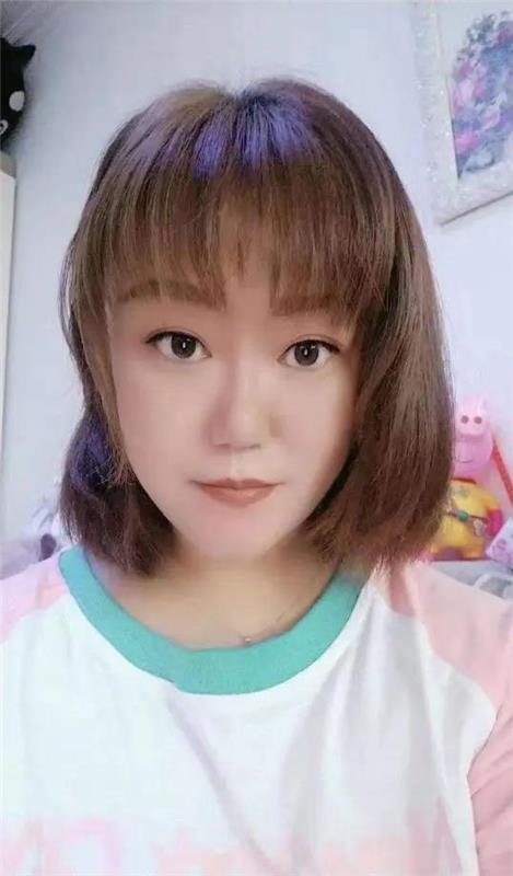 可上门 妈妈桑这里有多个小妹 添加联系方式自己选