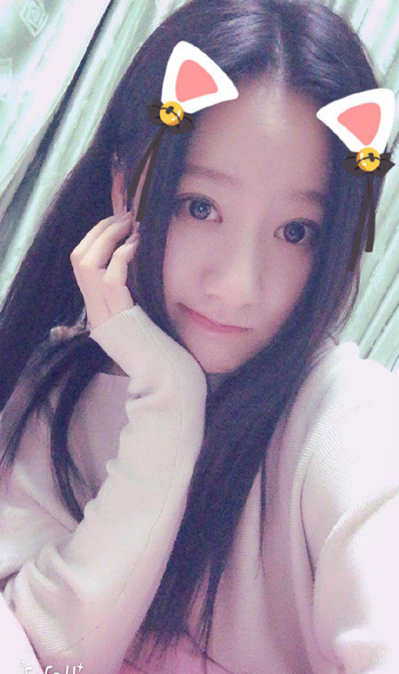 抱艹95斤的小美女