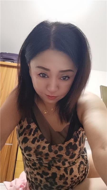 罗湖东门秀秀，老熟女（50多），可母女一起玩