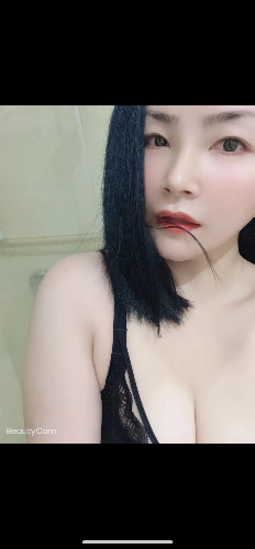 鄞州万达小妹子