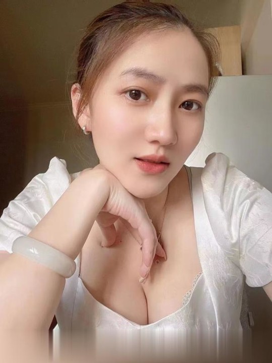 再盘半套美女如烟