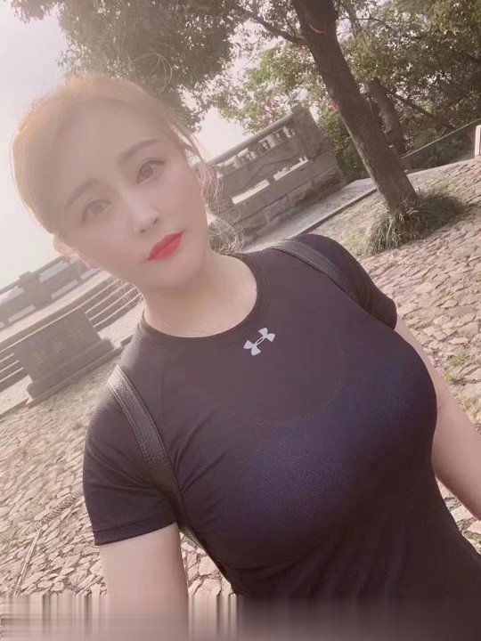 后入巨乳..