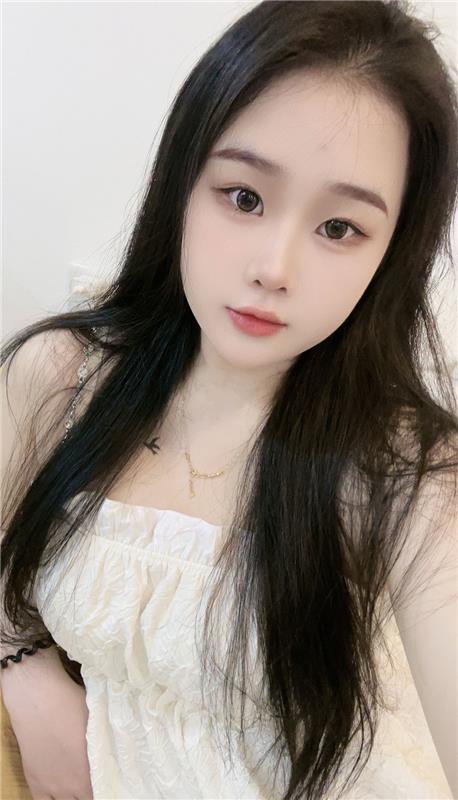 广州微微小美女