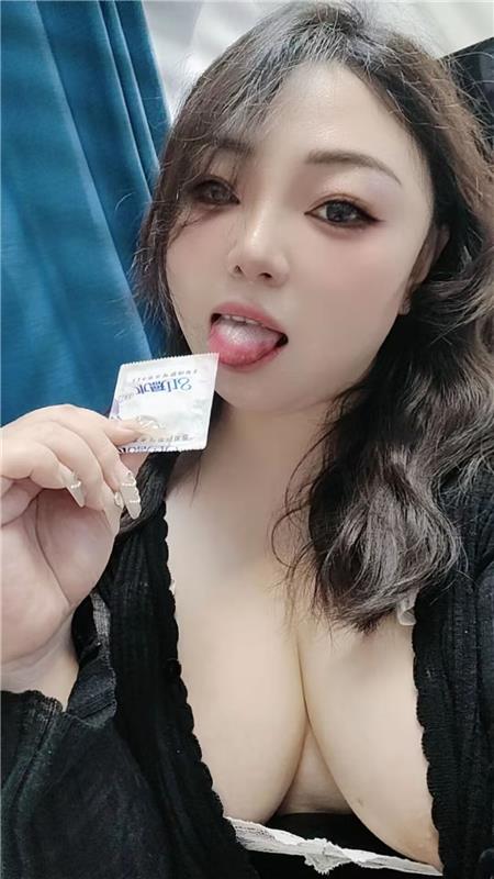 浦东口吹肉感彤妹